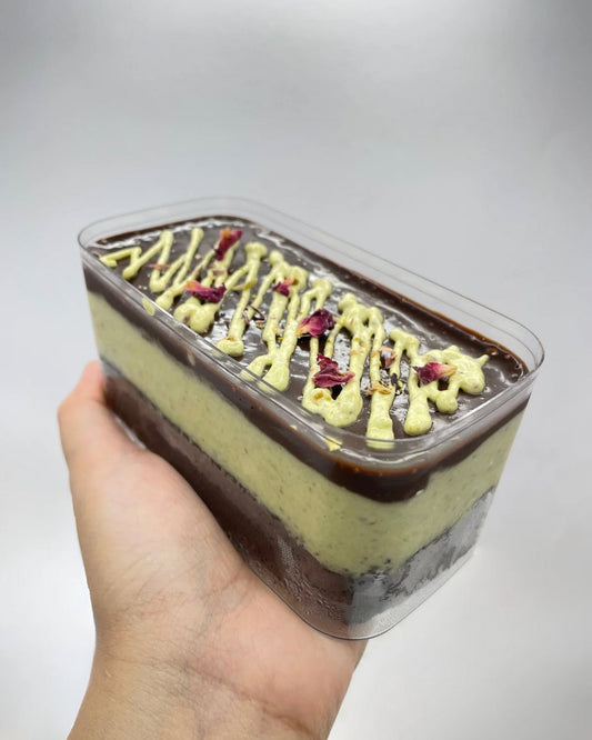 KETO Dubai Chocolate Cake